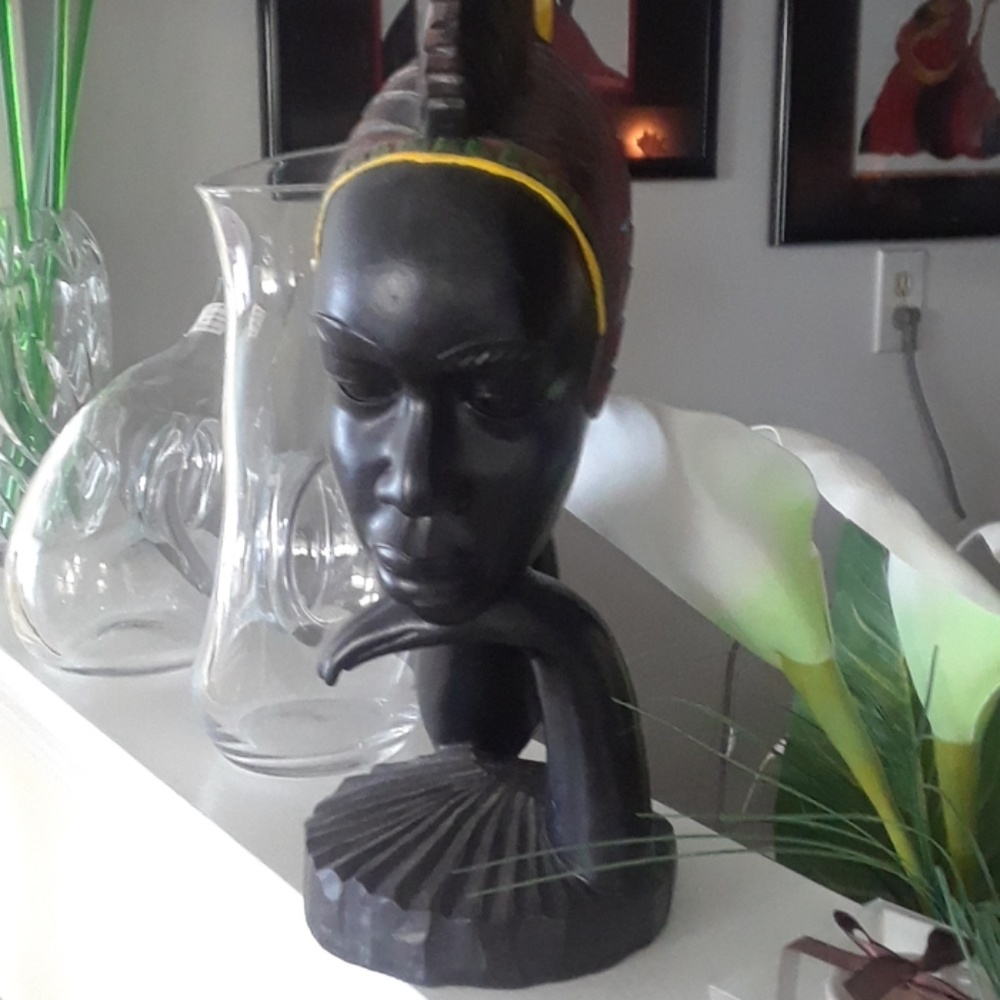 Wood carving - Picture 2 of 4